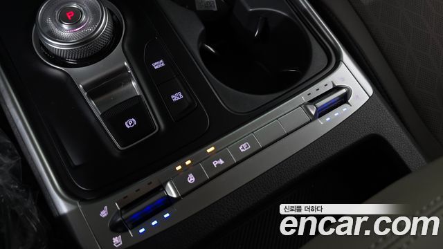 Kia Canival 2024 — photo 28