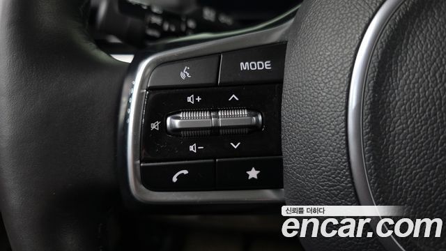 Kia Canival 2024 — photo 31