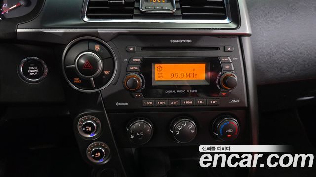KG Mobility KORANDO 2017 — photo 22