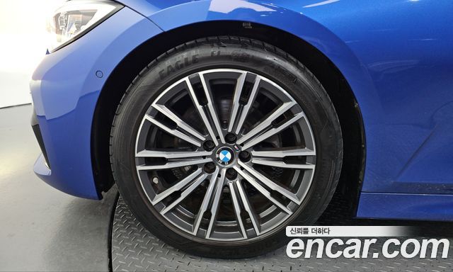 BMW 3-Series 2020 — photo 5