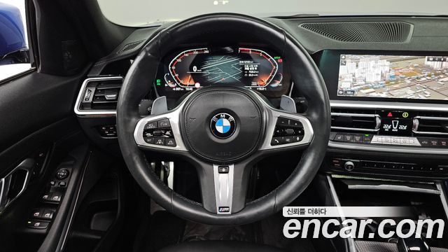 BMW 3-Series 2020 — photo 19