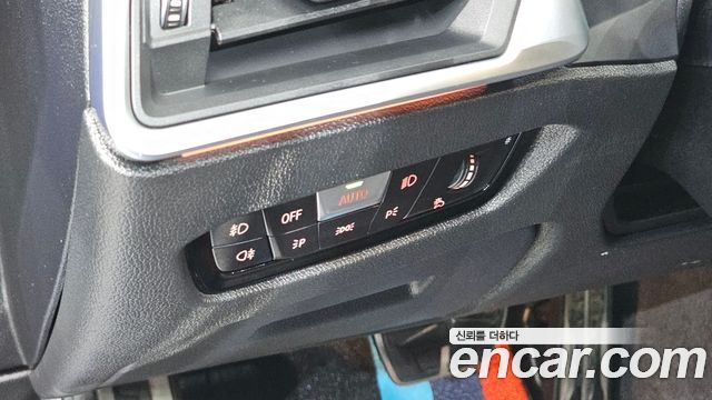 BMW 3-Series 2020 — photo 20