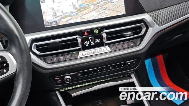 BMW 3-Series 2020 — photo 26