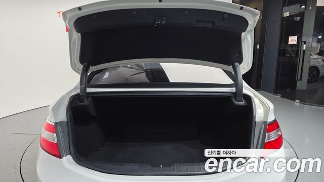 Hyundai Grandeur 2014 — photo 20