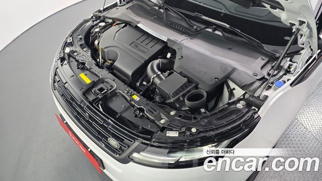 Land Rover Range Rover Evoque 2024 — photo 6