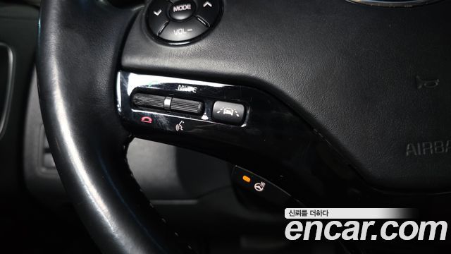 Kia K9 2016 — photo 23