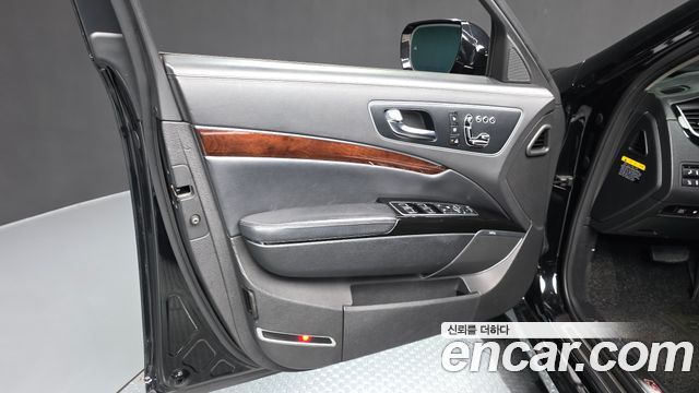 Kia K9 2016 — photo 14