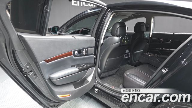 Kia K9 2016 — photo 16