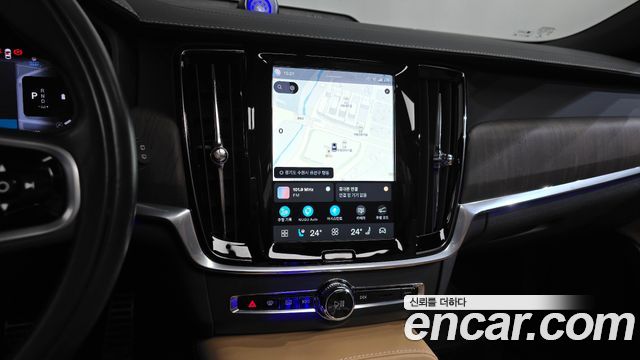Volvo V90 2022 — photo 19