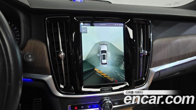 Volvo V90 2022 — photo 20
