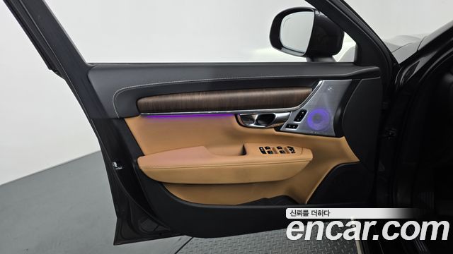 Volvo V90 2022 — photo 14