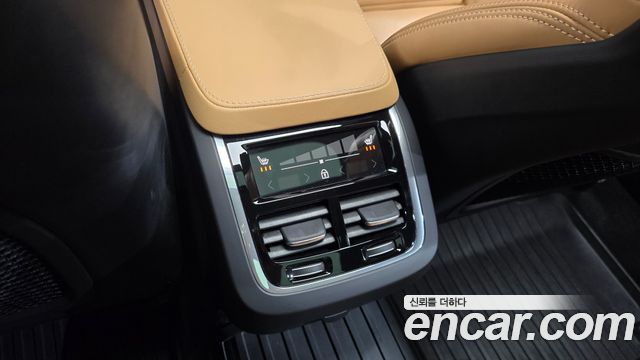 Volvo V90 2022 — photo 30