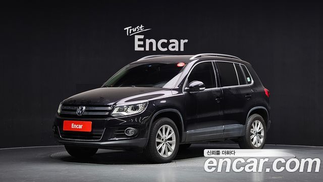 Volkswagen Tiguan 2015 — photo 1
