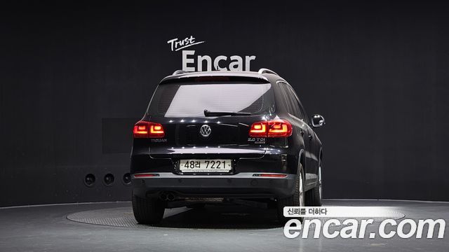 Volkswagen Tiguan 2015 — photo 4