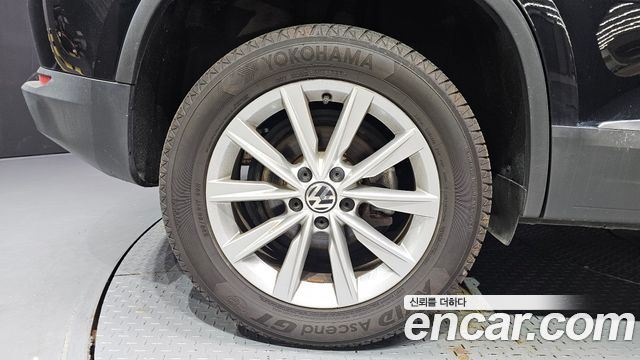 Volkswagen Tiguan 2015 — photo 5