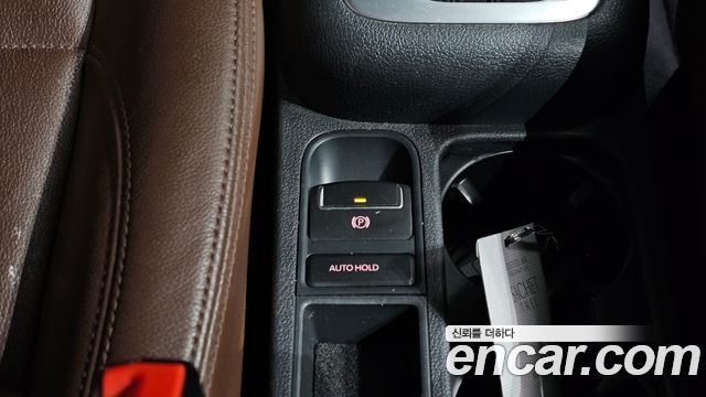 Volkswagen Tiguan 2015 — photo 17