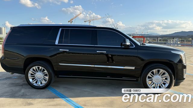 Cadillac Escalade 2018 — photo 3