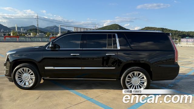 Cadillac Escalade 2018 — photo 7