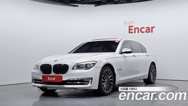 BMW 7-Series 2013 — photo 1