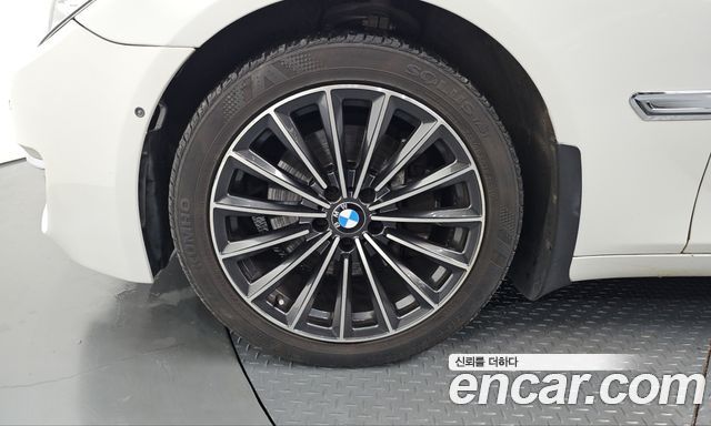 BMW 7-Series 2013 — photo 5