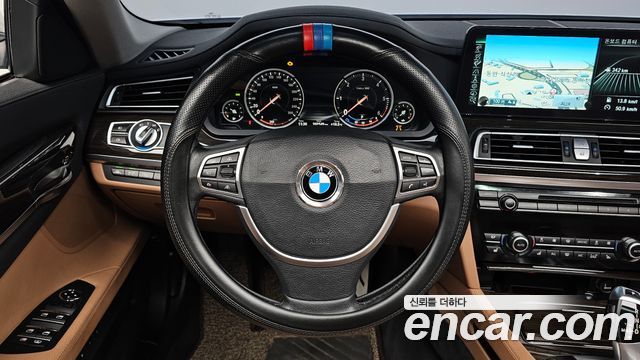BMW 7-Series 2013 — photo 20