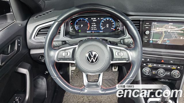 Volkswagen T-Roc 2022 — photo 13