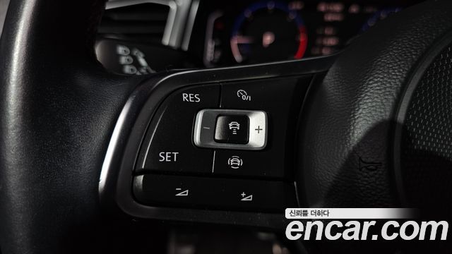 Volkswagen T-Roc 2022 — photo 19
