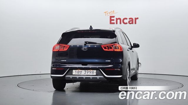 Kia Niro 2017 — photo 4