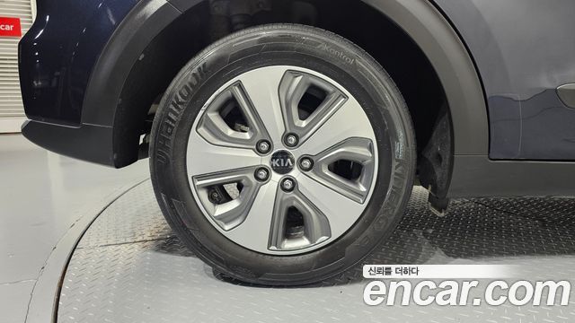 Kia Niro 2017 — photo 5