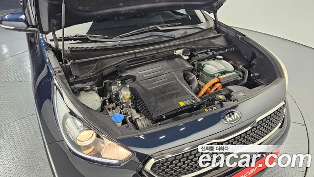 Kia Niro 2017 — photo 6