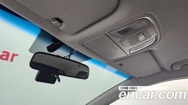 Kia Niro 2017 — photo 23