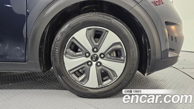 Kia Niro 2017 — photo 7