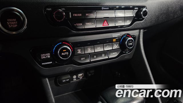 Kia Niro 2017 — photo 32