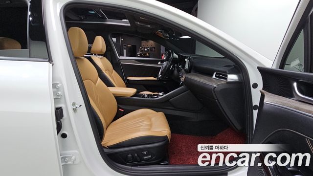 Kia K5 2021 — photo 17