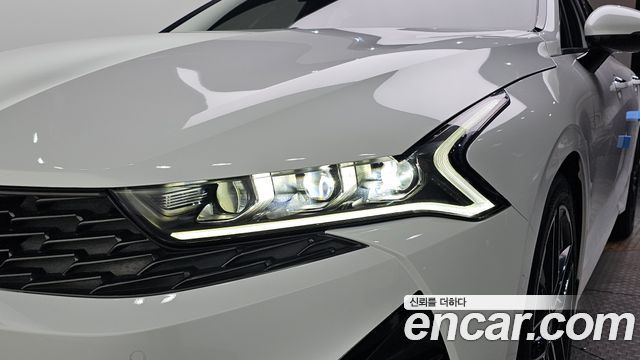 Kia K5 2021 — photo 8
