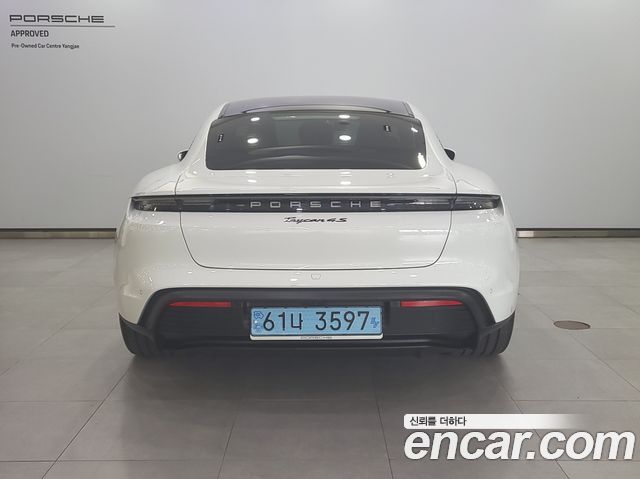 Porsche Taycan 2021 — photo 4
