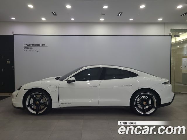 Porsche Taycan 2021 — photo 6