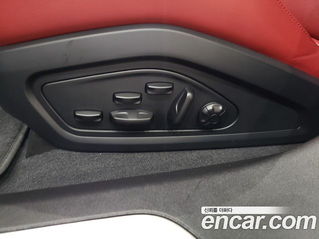 Porsche Taycan 2021 — photo 15