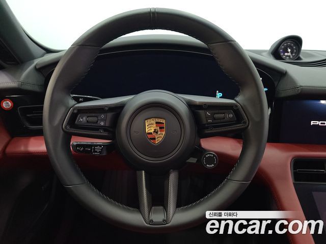 Porsche Taycan 2021 — photo 16