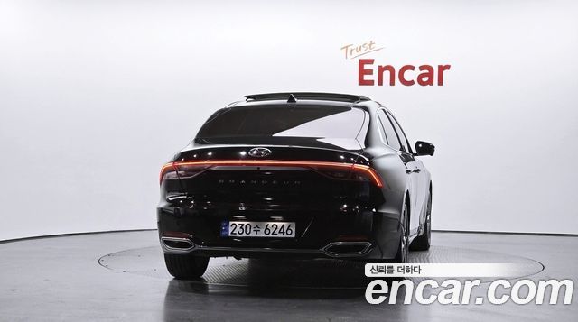 Hyundai Grandeur 2023 — photo 4