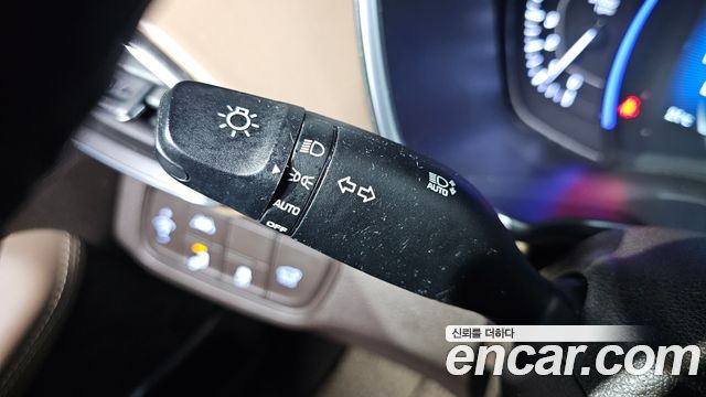 Hyundai Santafe 2019 — photo 26