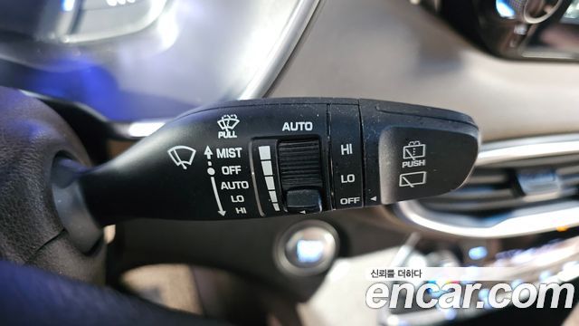 Hyundai Santafe 2019 — photo 27