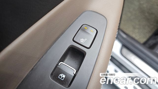 Hyundai Santafe 2019 — photo 32