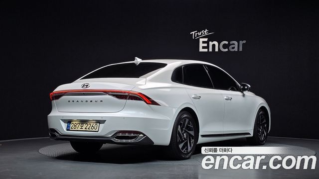 Hyundai Grandeur 2023 — photo 2