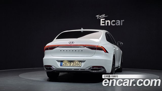 Hyundai Grandeur 2023 — photo 4