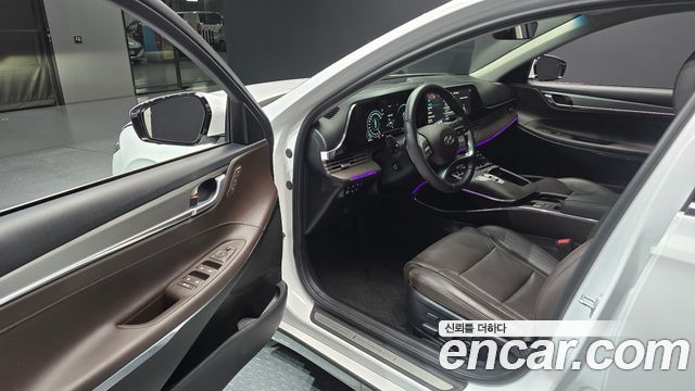 Hyundai Grandeur 2023 — photo 10