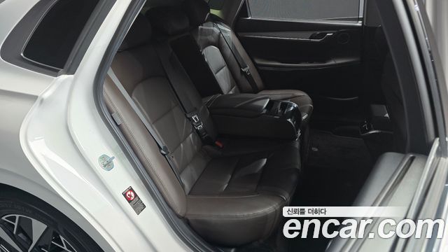 Hyundai Grandeur 2023 — photo 11