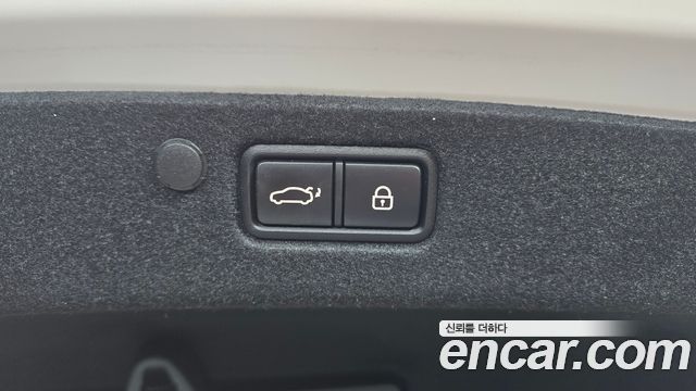 Hyundai Grandeur 2023 — photo 19