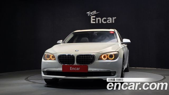 BMW 7-Series 2010 — photo 3