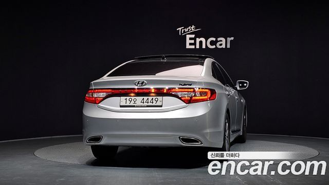 Hyundai Grandeur 2014 — photo 4